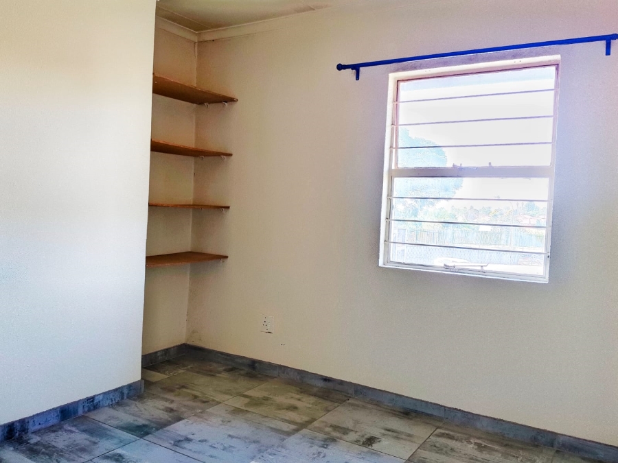 2 Bedroom Property for Sale in Weltevreden Park Gauteng