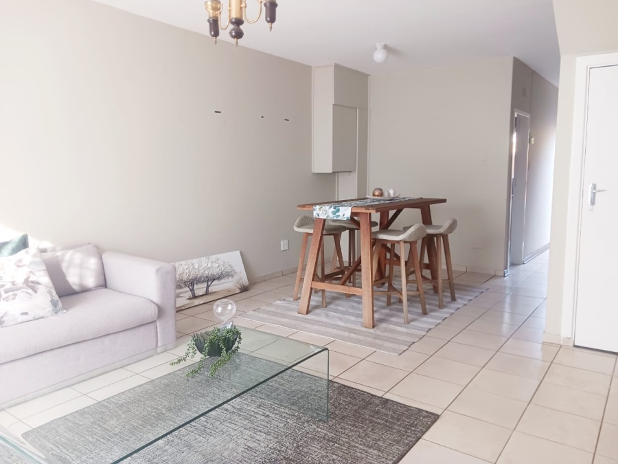 2 Bedroom Property for Sale in Windsor East Gauteng