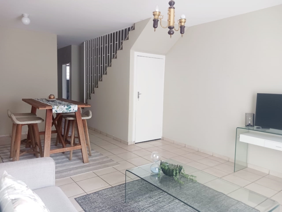 2 Bedroom Property for Sale in Windsor East Gauteng
