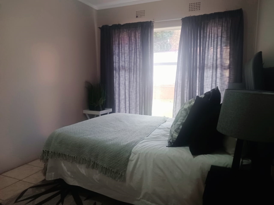1 Bedroom Property for Sale in Windsor East Gauteng