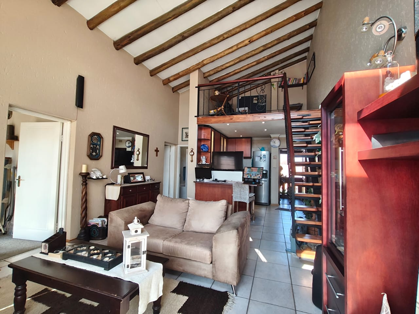2 Bedroom Property for Sale in New Redruth Gauteng