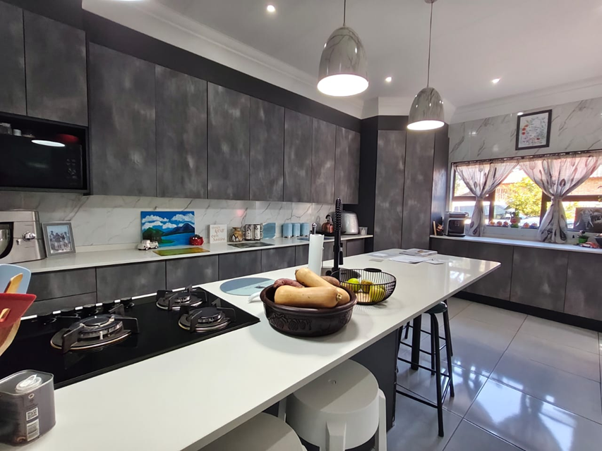 3 Bedroom Property for Sale in New Redruth Gauteng