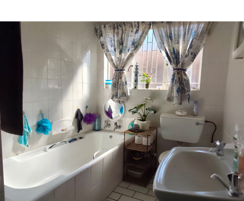 3 Bedroom Property for Sale in New Redruth Gauteng