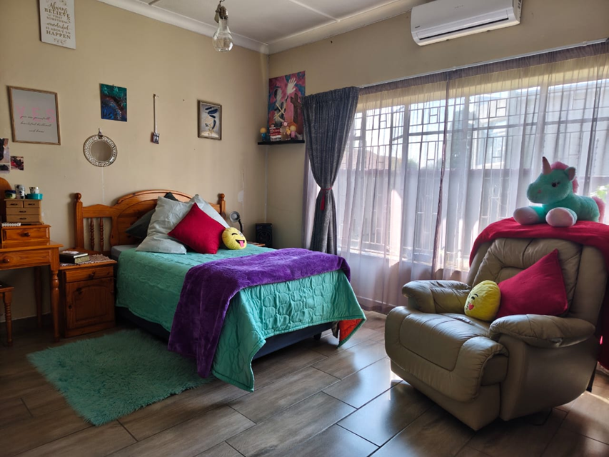 3 Bedroom Property for Sale in New Redruth Gauteng