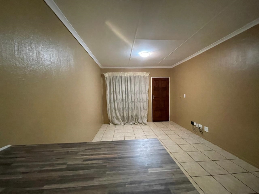 To Let 2 Bedroom Property for Rent in Dawn Park Gauteng