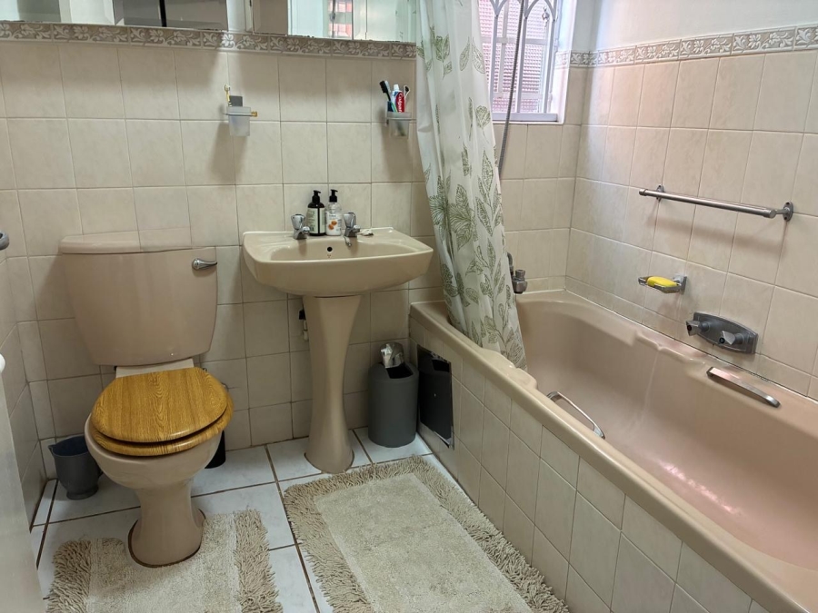 4 Bedroom Property for Sale in Moreleta Park Gauteng