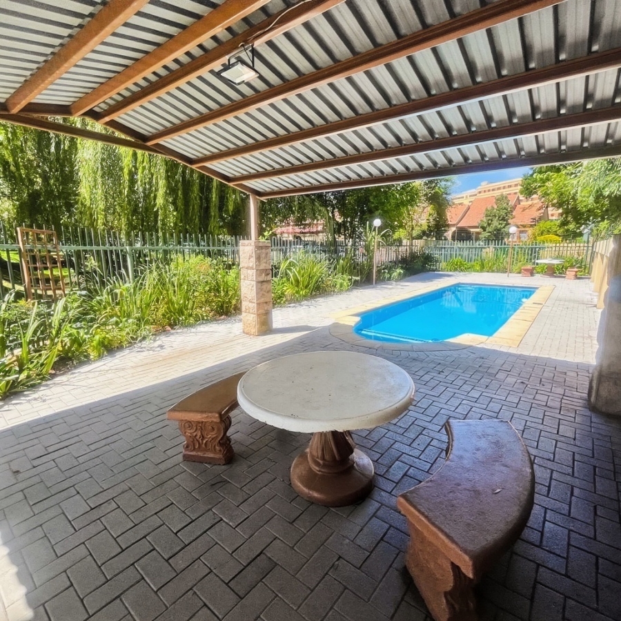 3 Bedroom Property for Sale in Sunninghill Gauteng