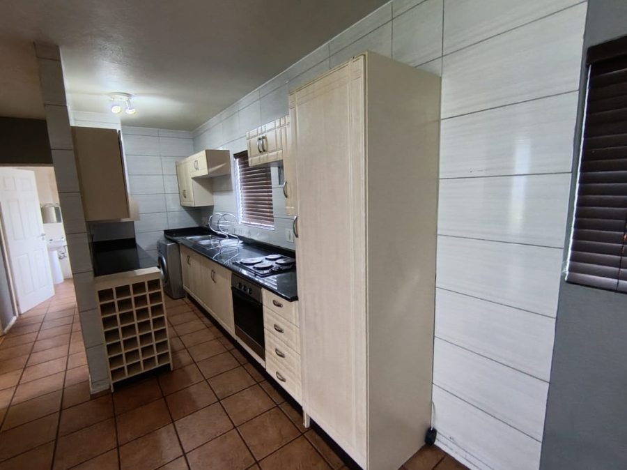 To Let 2 Bedroom Property for Rent in Westwood Gauteng