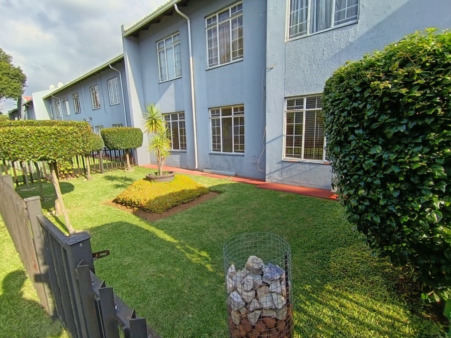 To Let 2 Bedroom Property for Rent in Westwood Gauteng