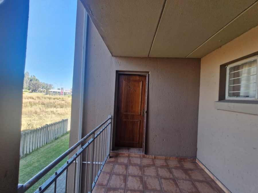To Let 3 Bedroom Property for Rent in Norton Home Estate AH Gauteng