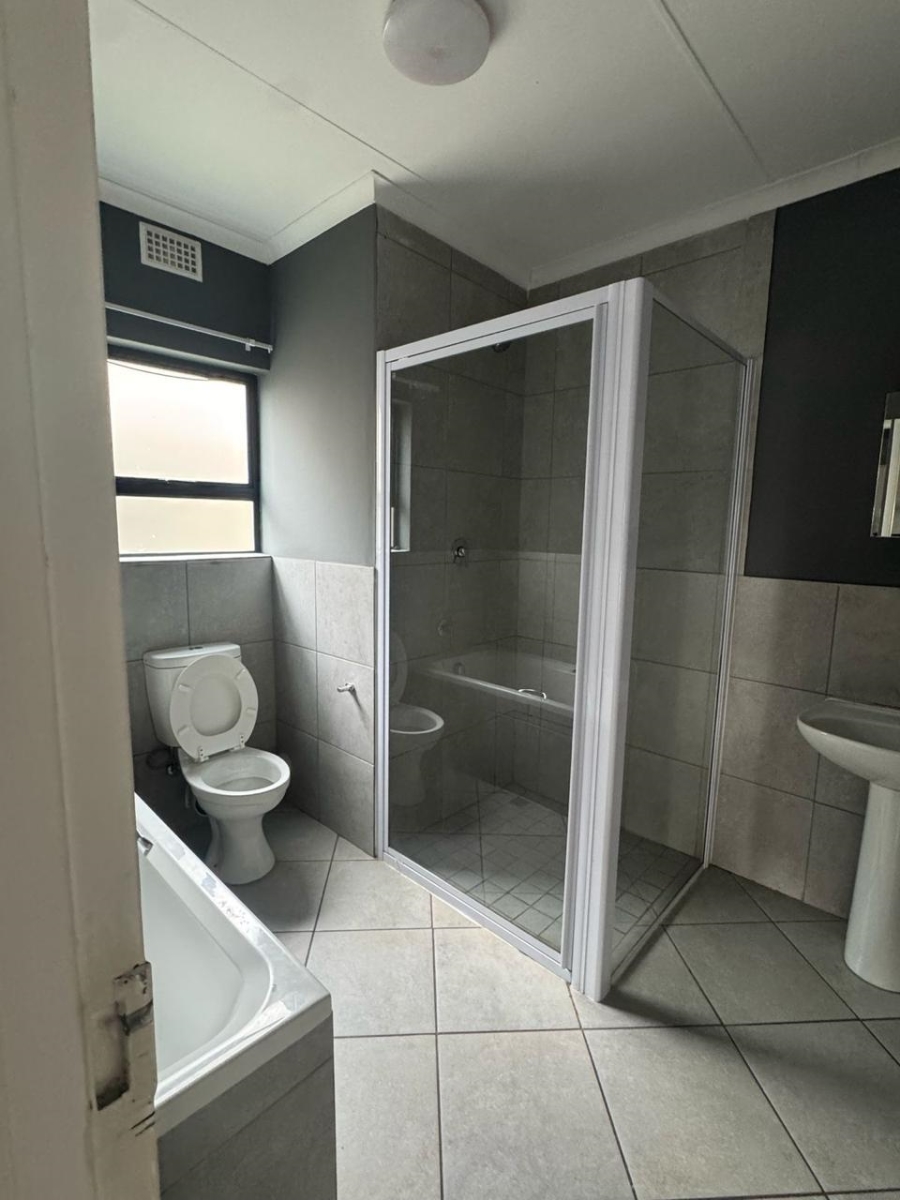 3 Bedroom Property for Sale in Norton Home Estate AH Gauteng