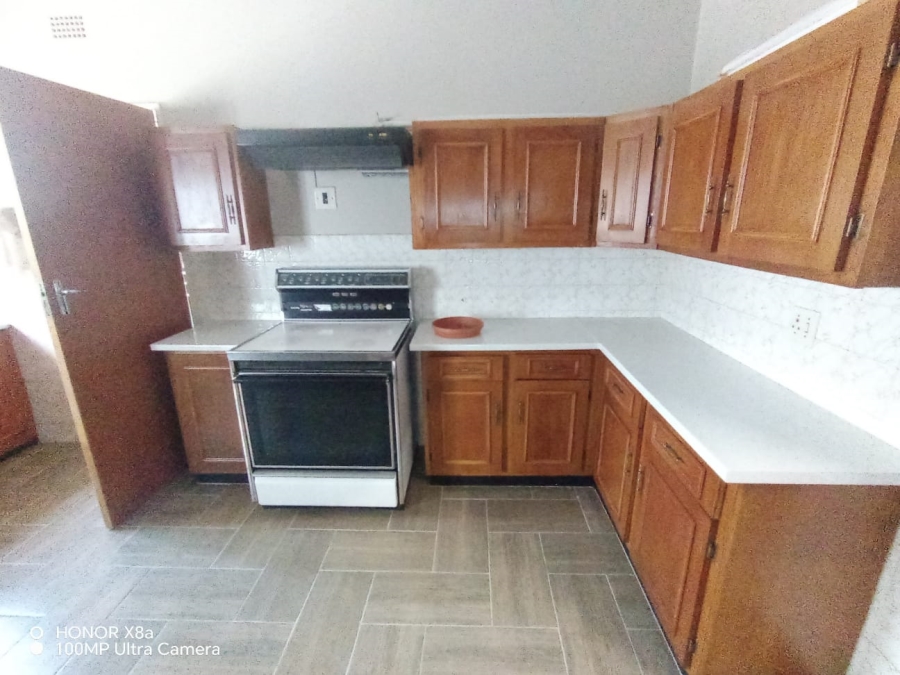 4 Bedroom Property for Sale in Kensington Gauteng