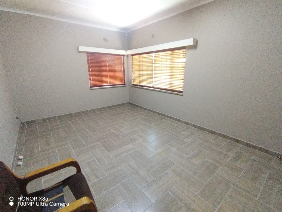 4 Bedroom Property for Sale in Kensington Gauteng