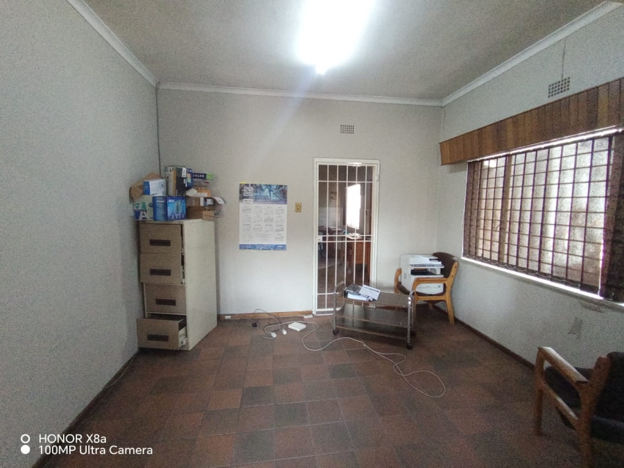 4 Bedroom Property for Sale in Kensington Gauteng