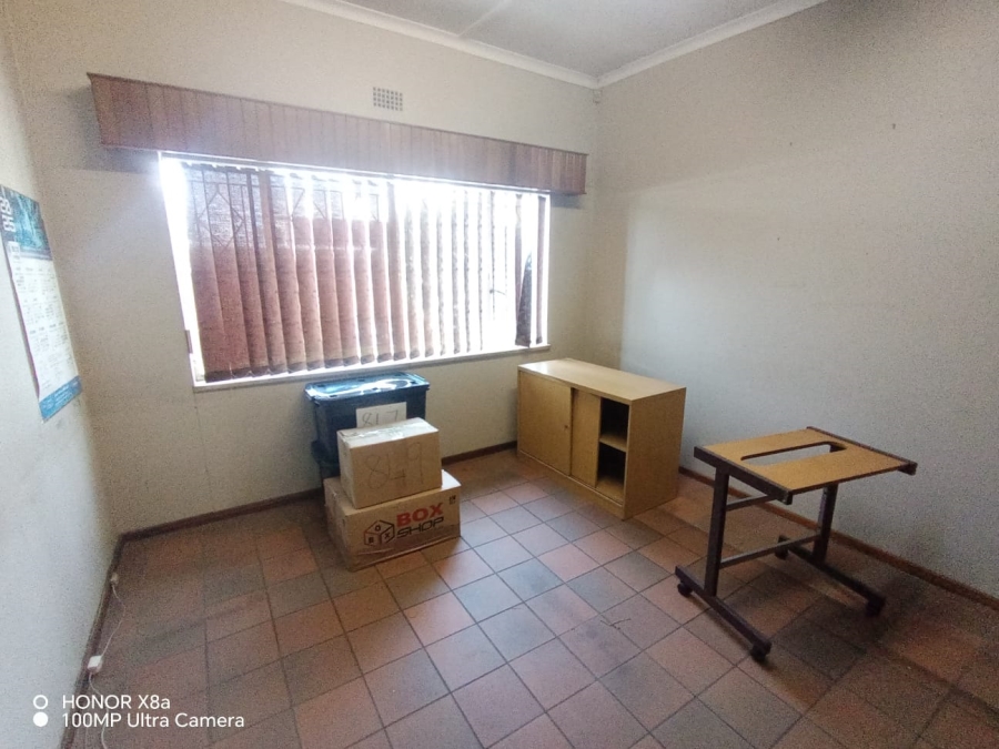 4 Bedroom Property for Sale in Kensington Gauteng