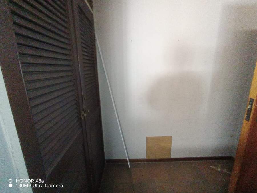 4 Bedroom Property for Sale in Kensington Gauteng