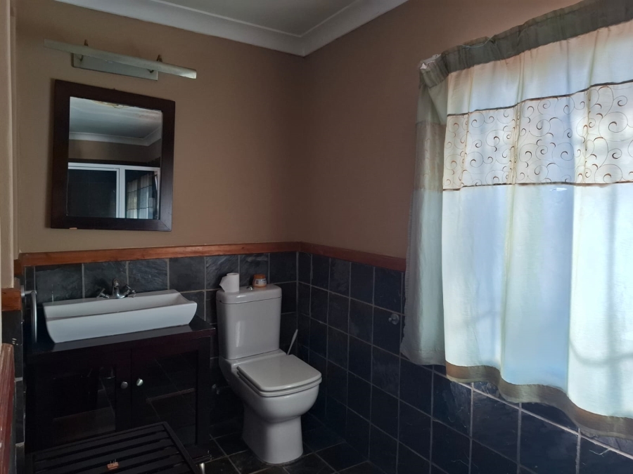 5 Bedroom Property for Sale in Benoni West Gauteng