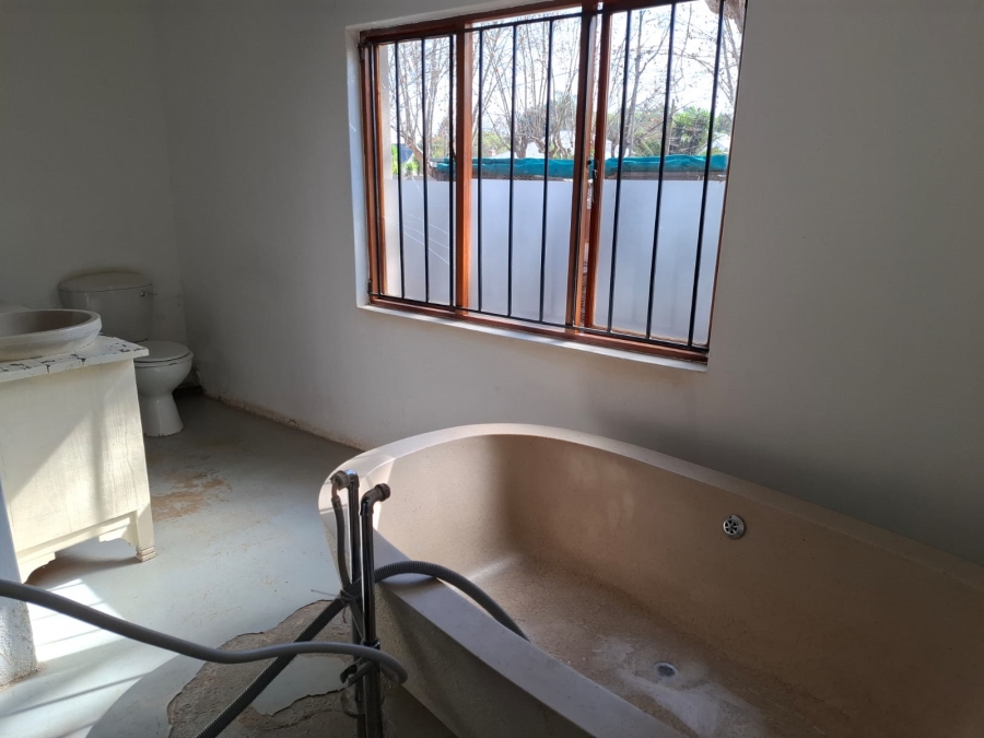 5 Bedroom Property for Sale in Benoni West Gauteng