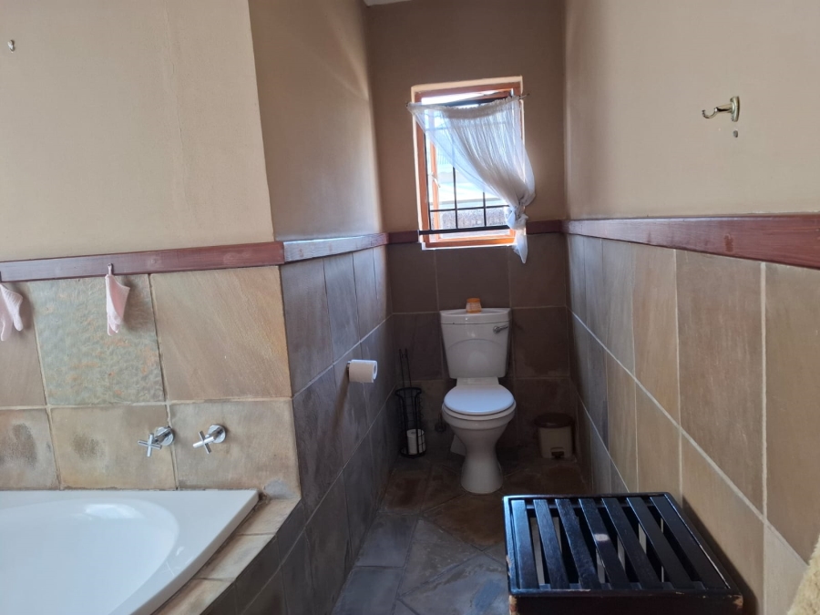 5 Bedroom Property for Sale in Benoni West Gauteng