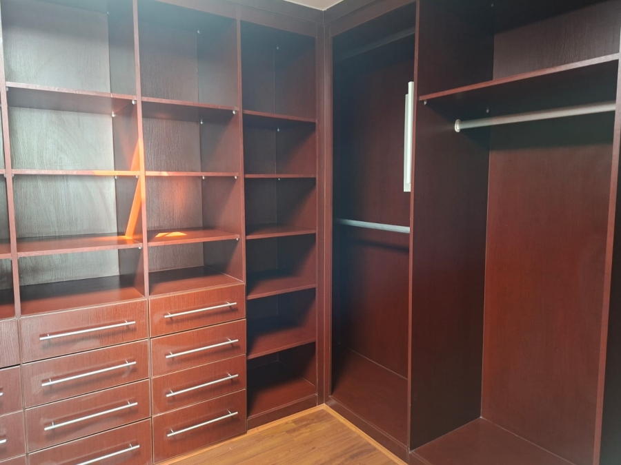 4 Bedroom Property for Sale in Bedfordview Gauteng