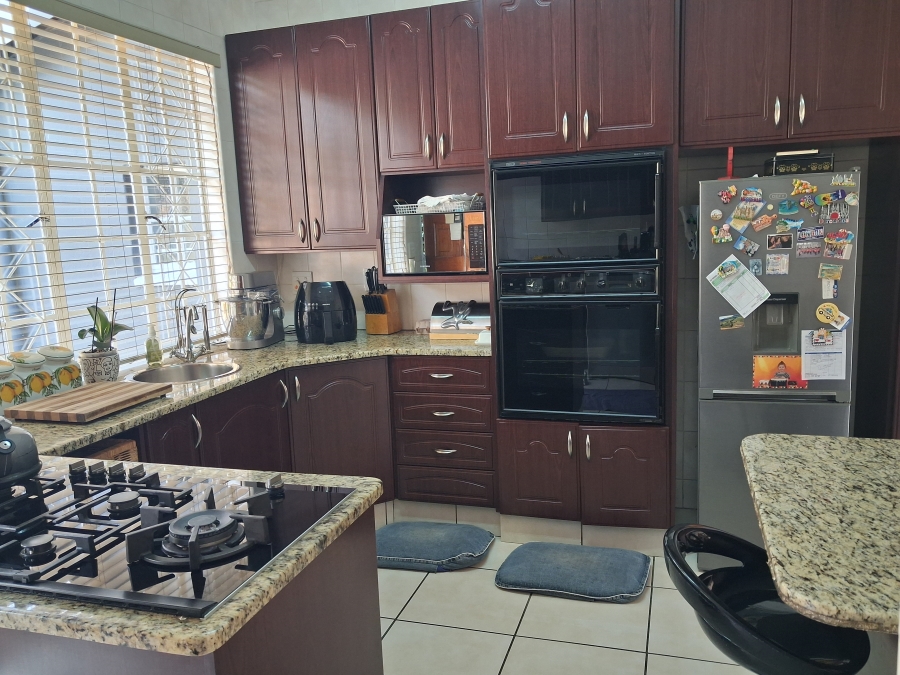 4 Bedroom Property for Sale in Eden Glen Gauteng