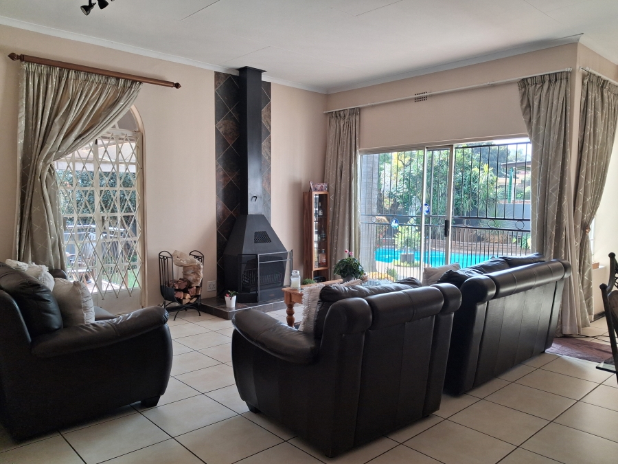4 Bedroom Property for Sale in Eden Glen Gauteng