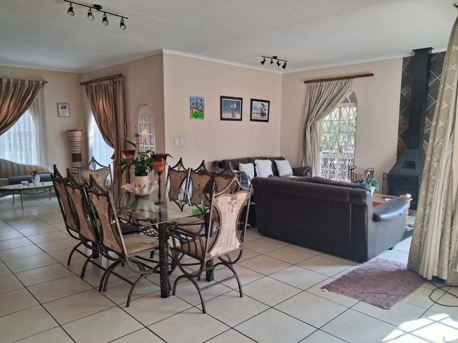 4 Bedroom Property for Sale in Eden Glen Gauteng