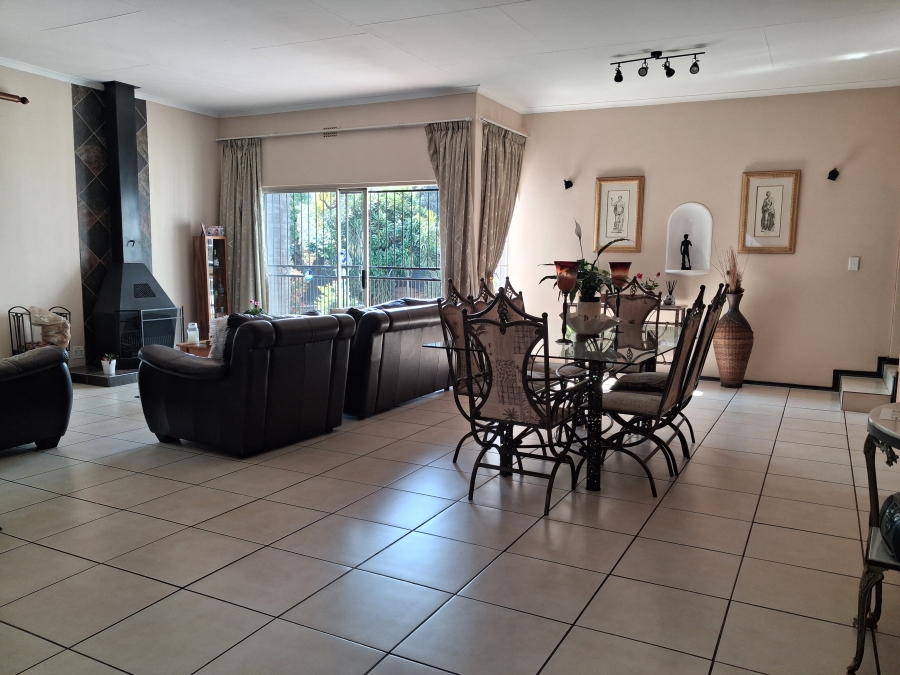 4 Bedroom Property for Sale in Eden Glen Gauteng