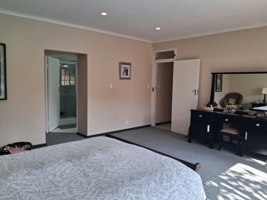 4 Bedroom Property for Sale in Eden Glen Gauteng