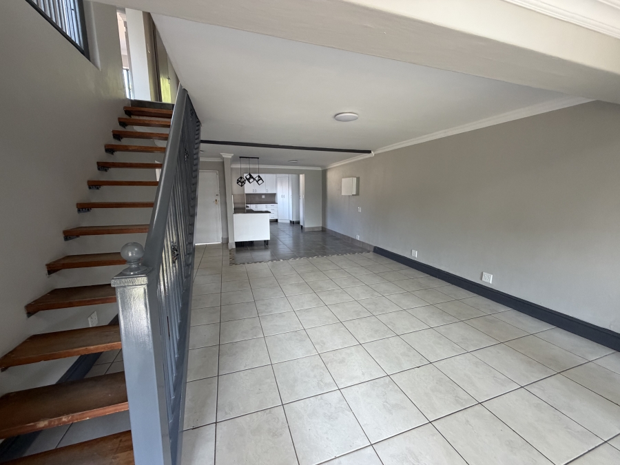 4 Bedroom Property for Sale in Garsfontein Gauteng