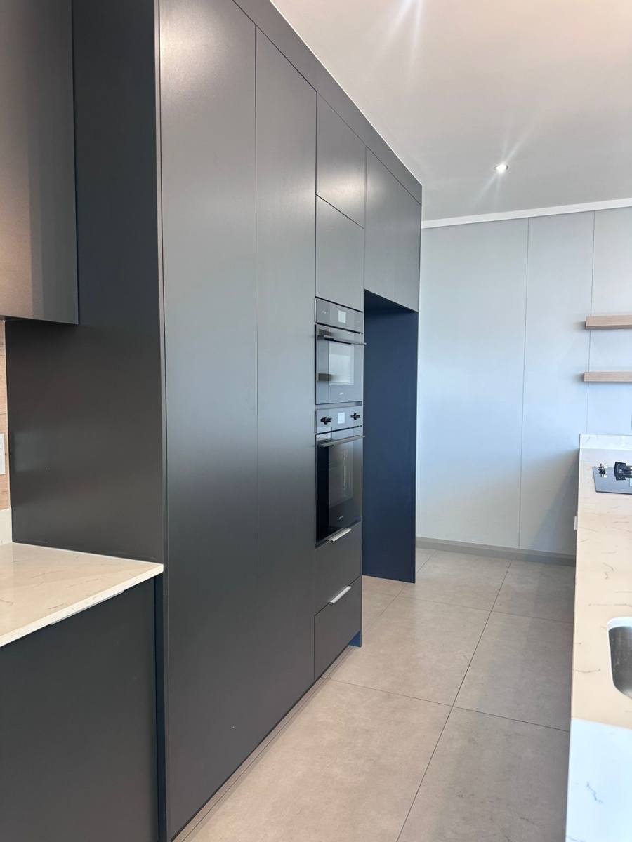 To Let 3 Bedroom Property for Rent in Ascend to Midstream Gauteng