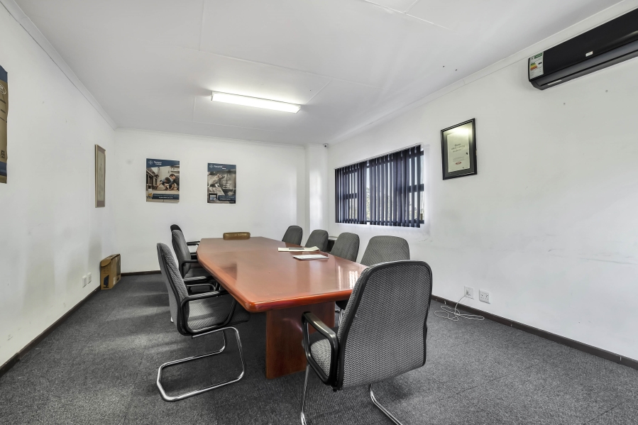 8 Bedroom Property for Sale in Wendywood Gauteng
