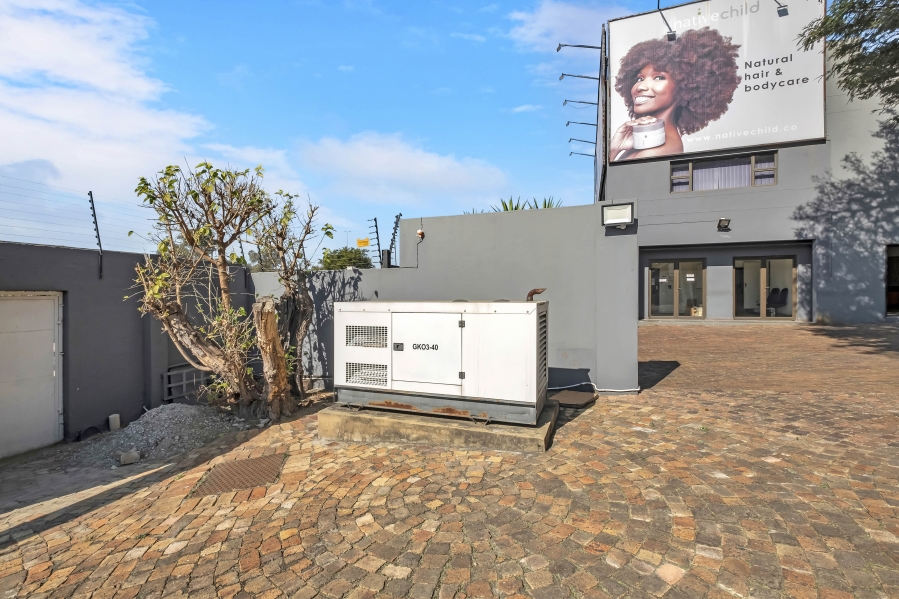 3 Bedroom Property for Sale in Wendywood Gauteng