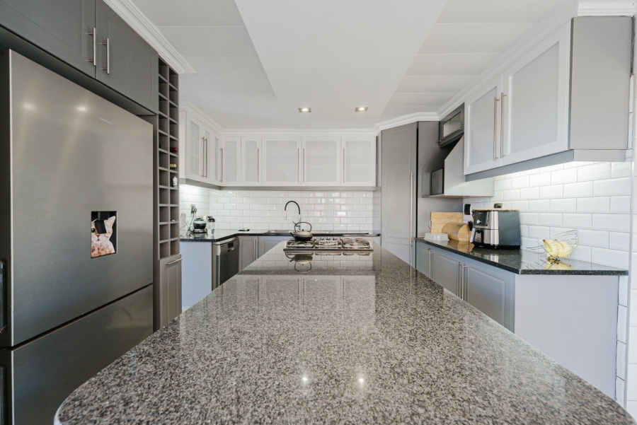 2 Bedroom Property for Sale in Bassonia Gauteng