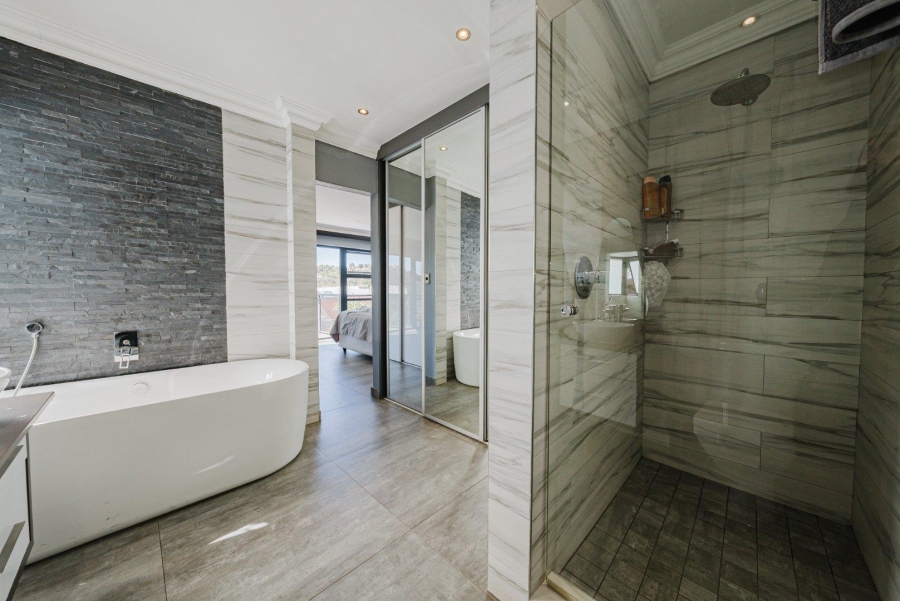 2 Bedroom Property for Sale in Bassonia Gauteng