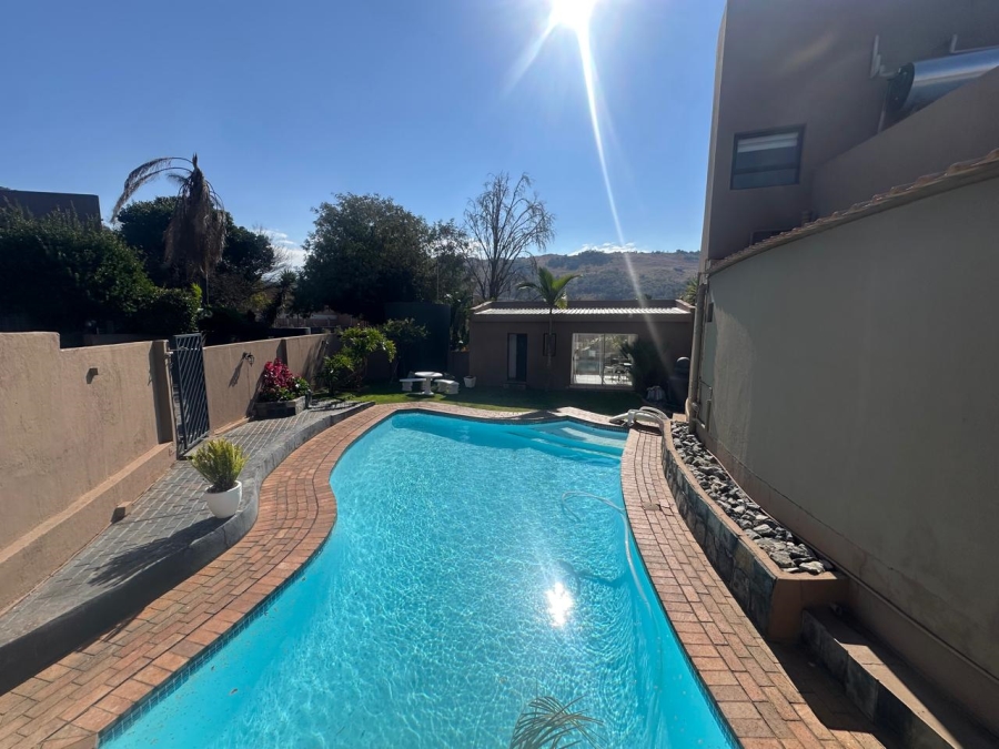 2 Bedroom Property for Sale in Bassonia Gauteng