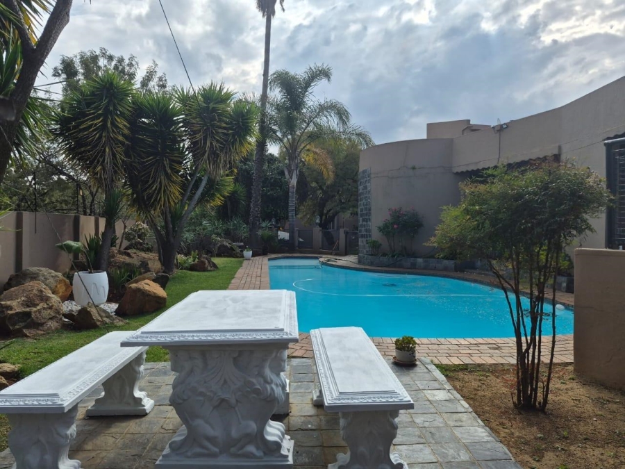 2 Bedroom Property for Sale in Bassonia Gauteng