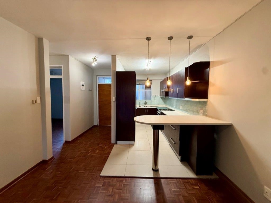 To Let 2 Bedroom Property for Rent in Illovo Gauteng