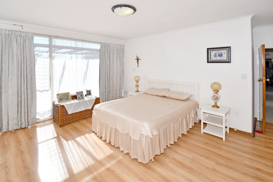 5 Bedroom Property for Sale in Bedfordview Gauteng