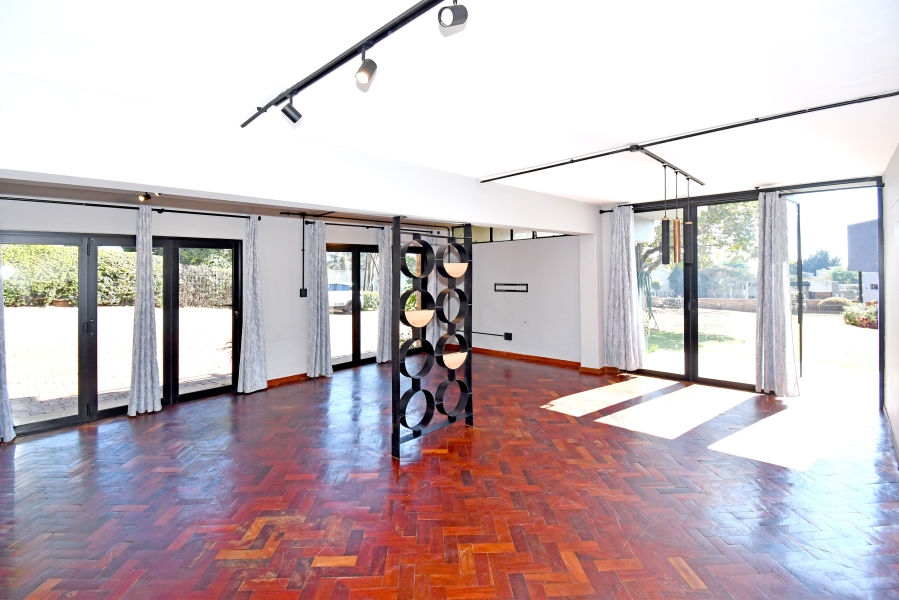 5 Bedroom Property for Sale in Bedfordview Gauteng