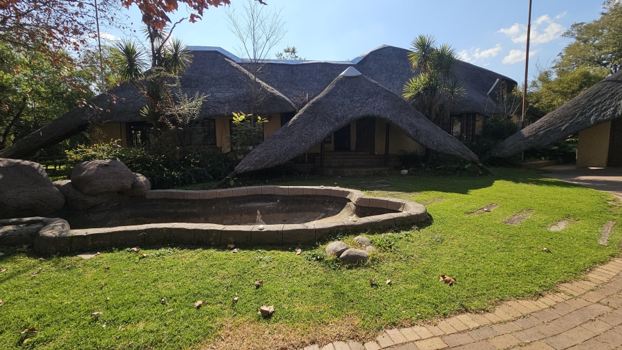 To Let 3 Bedroom Property for Rent in Randjesfontein A H Gauteng