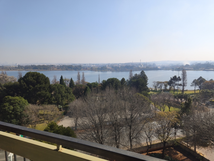 2 Bedroom Property for Sale in Denlee Gauteng