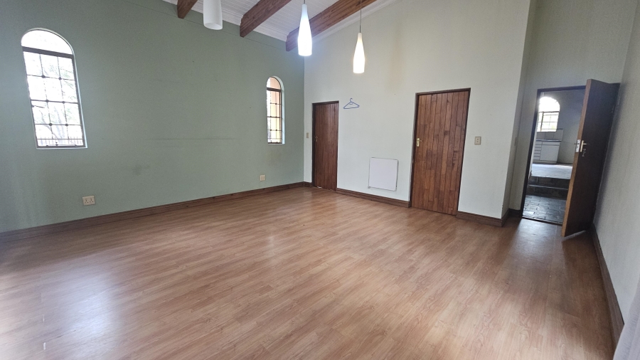 To Let 3 Bedroom Property for Rent in Crowthorne AH Gauteng