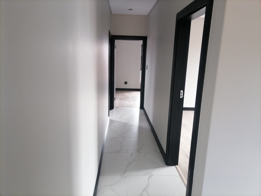 3 Bedroom Property for Sale in Raslouw Gauteng
