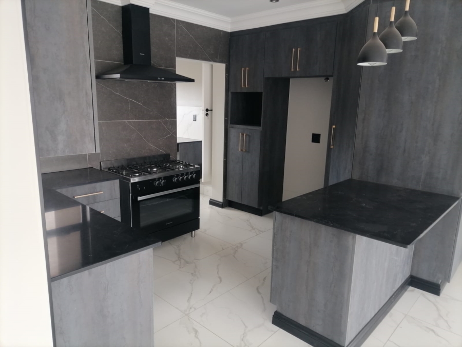 3 Bedroom Property for Sale in Raslouw Gauteng