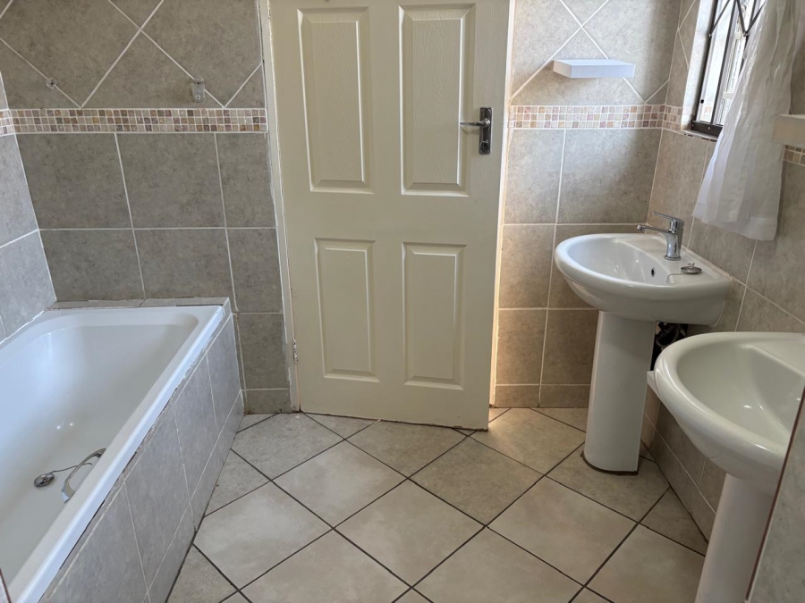 3 Bedroom Property for Sale in Willow Park Gauteng