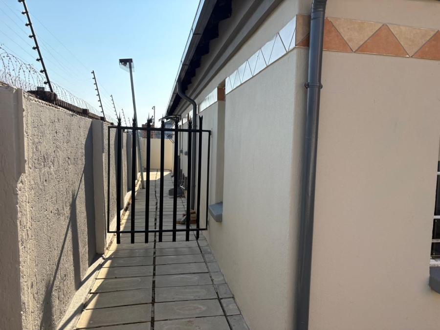 3 Bedroom Property for Sale in Willow Park Gauteng
