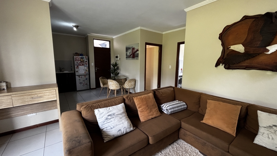 To Let 2 Bedroom Property for Rent in Jackal Creek Golf Estate Gauteng