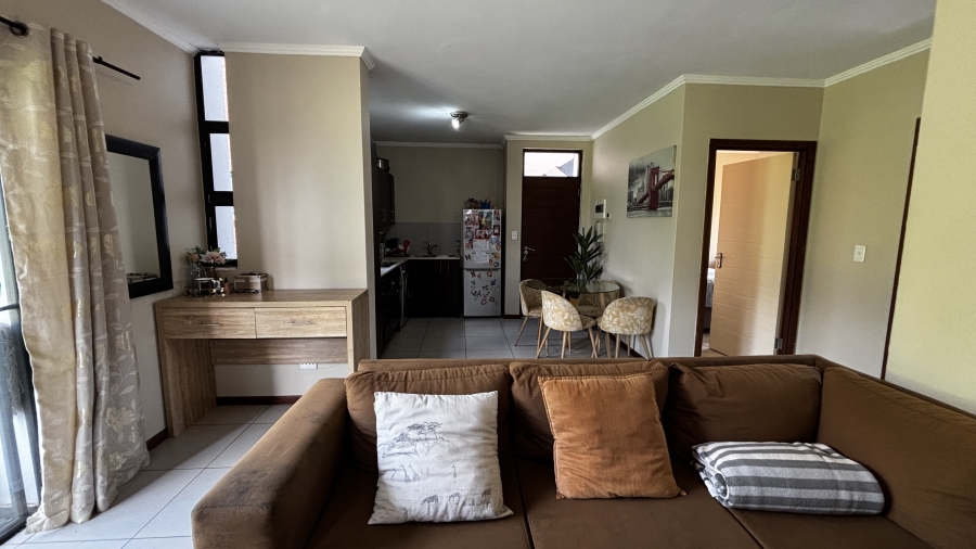 To Let 2 Bedroom Property for Rent in Jackal Creek Golf Estate Gauteng
