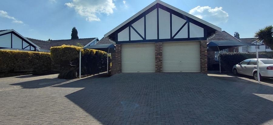 2 Bedroom Property for Sale in Beyers Park Gauteng
